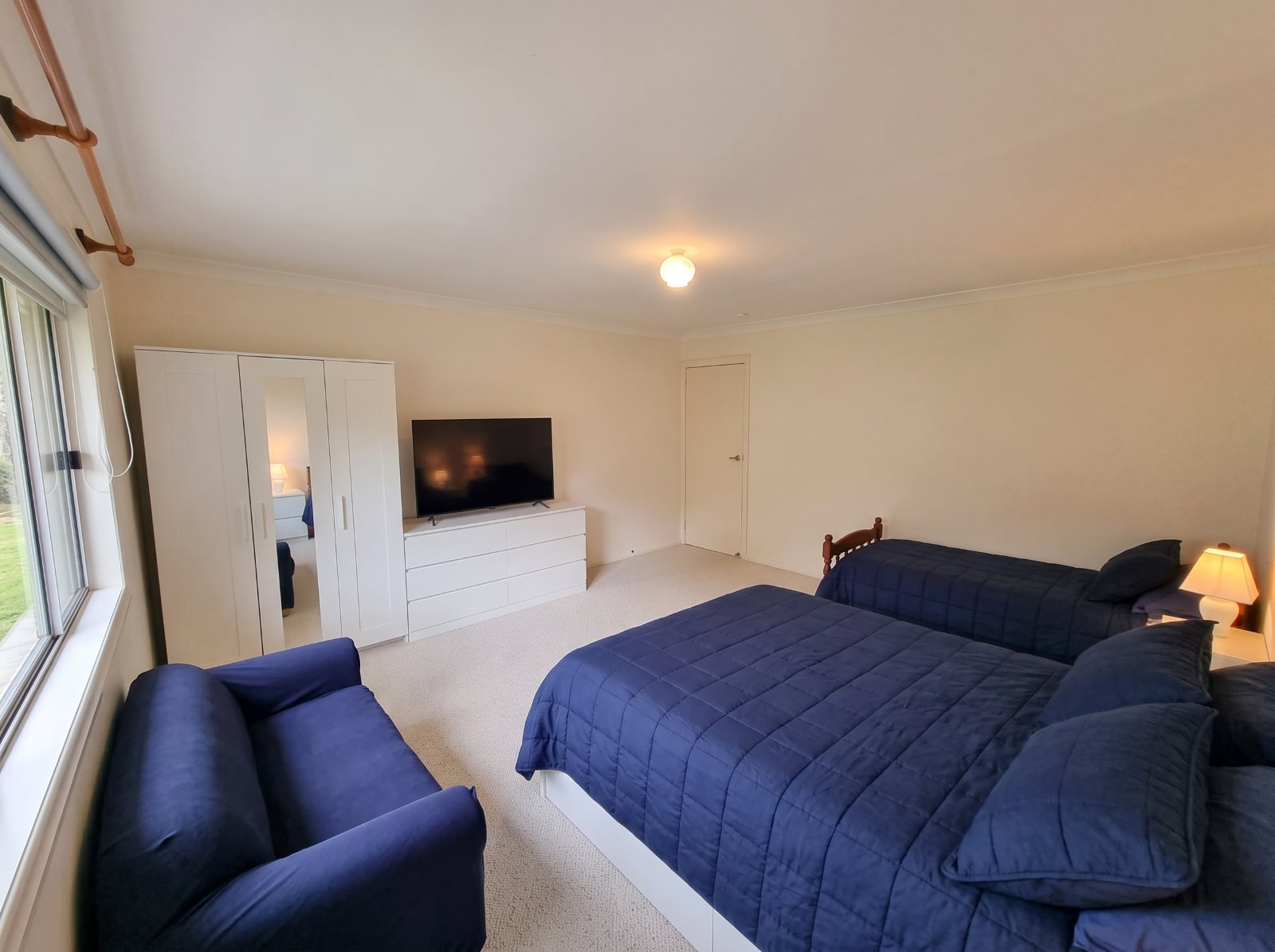 Large furnished private bedroom